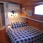 Peniche Farniente Climatisee - Aux Portes De La Camargue * Bellegarde (Gard)