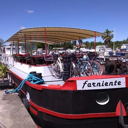 Peniche Farniente Climatisee - Aux Portes De La Camargue 民宿 贝勒加德