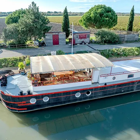 Peniche Farniente Climatisee Region Touristique Aux Portes De La Camargue Homestay *