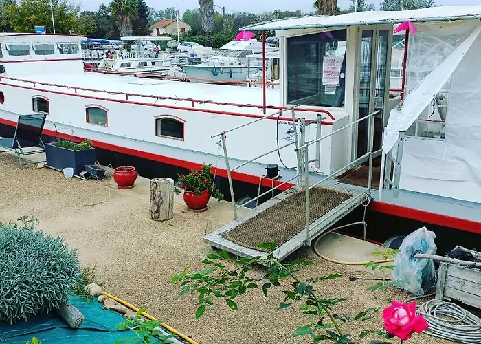Peniche Farniente Climatisee - Aux Portes De La Camargue Homestay Bellegarde (Gard)
