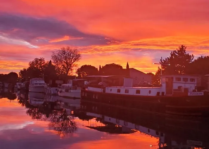 Homestay Peniche Farniente Climatisee - Aux Portes De La Camargue *